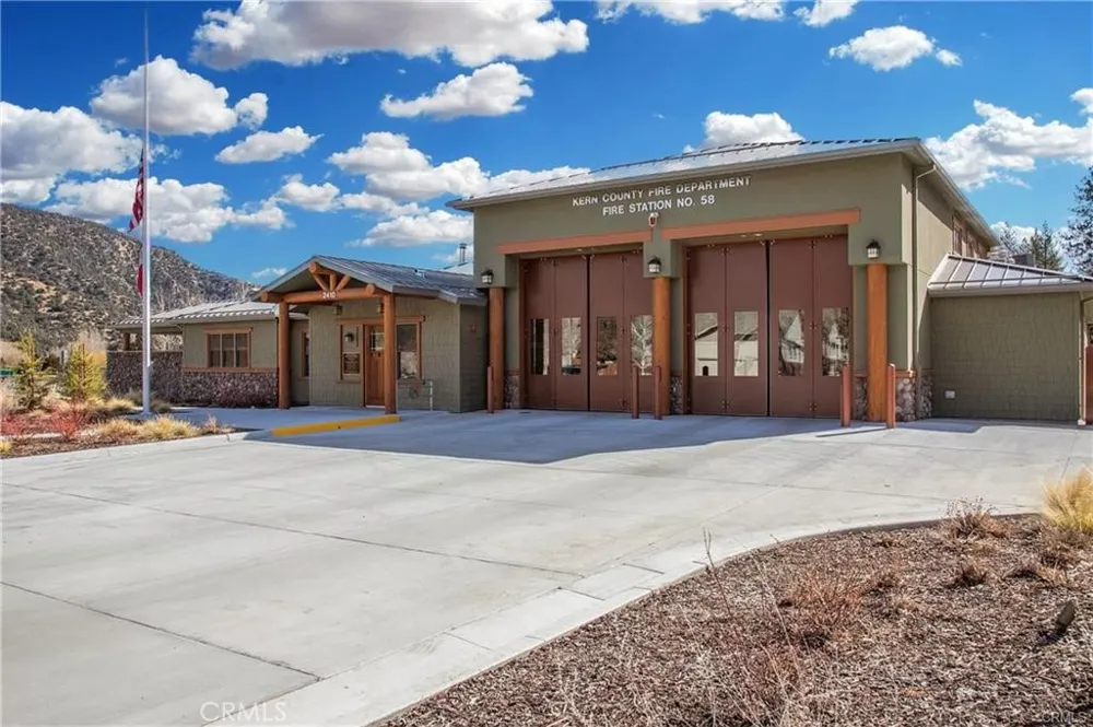 2461 Tyndall Pine Mountain Club, CA 93222