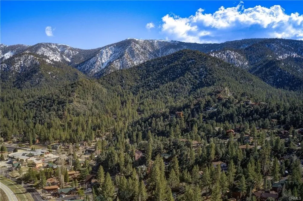 2461 Tyndall Pine Mountain Club, CA 93222