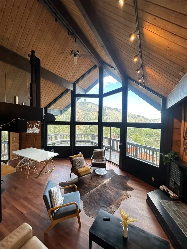 2461 Tyndall Pine Mountain Club, CA 93222