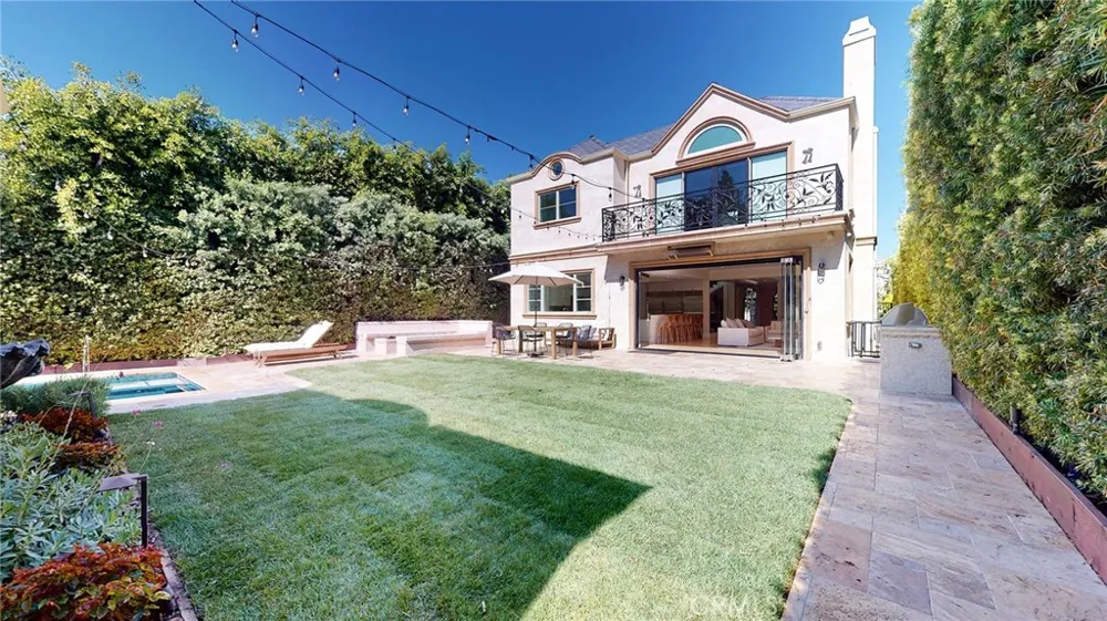 944 24th Street Santa Monica, CA 90403