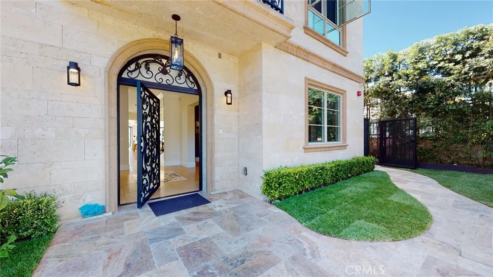 944 24th Street Santa Monica, CA 90403