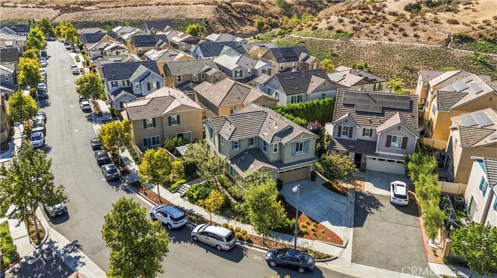 22035 Windham Saugus, CA 91350