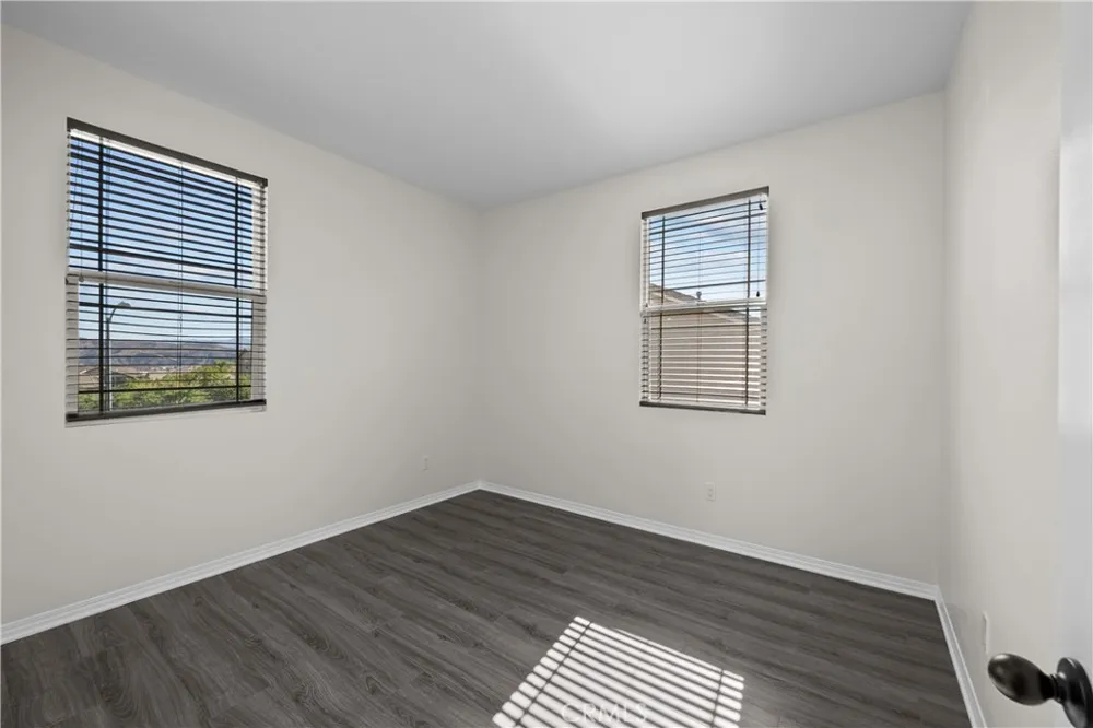22035 Windham Saugus, CA 91350