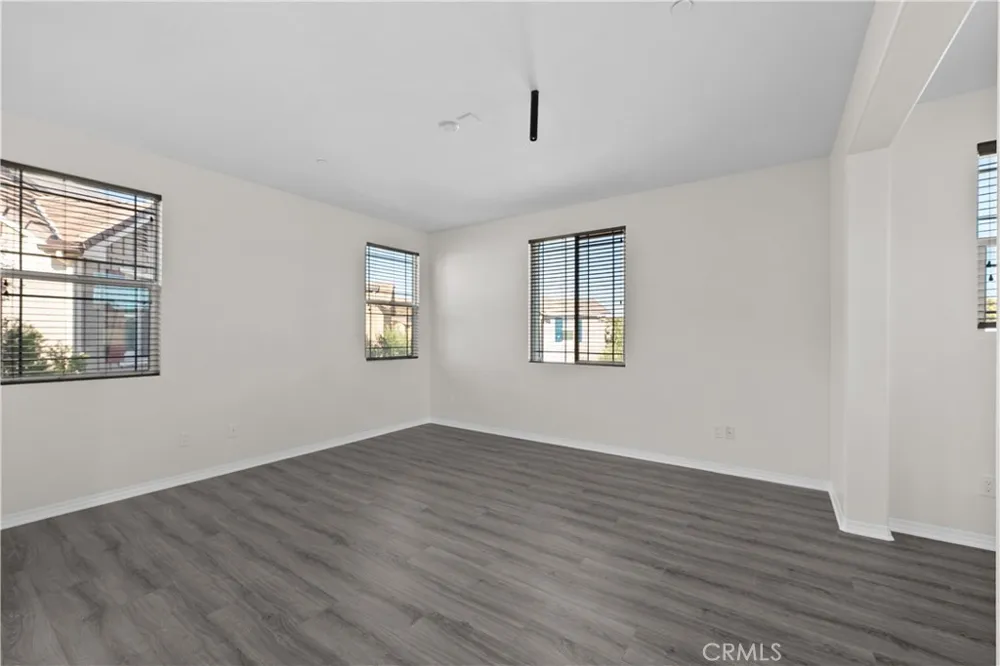 22035 Windham Saugus, CA 91350
