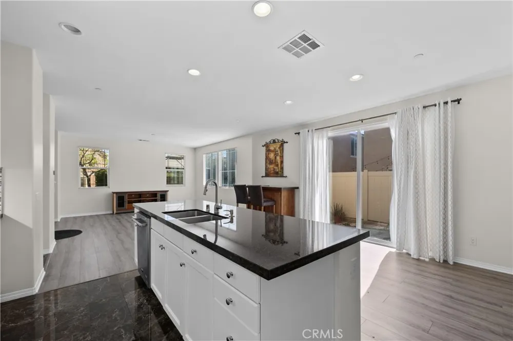 22035 Windham Saugus, CA 91350