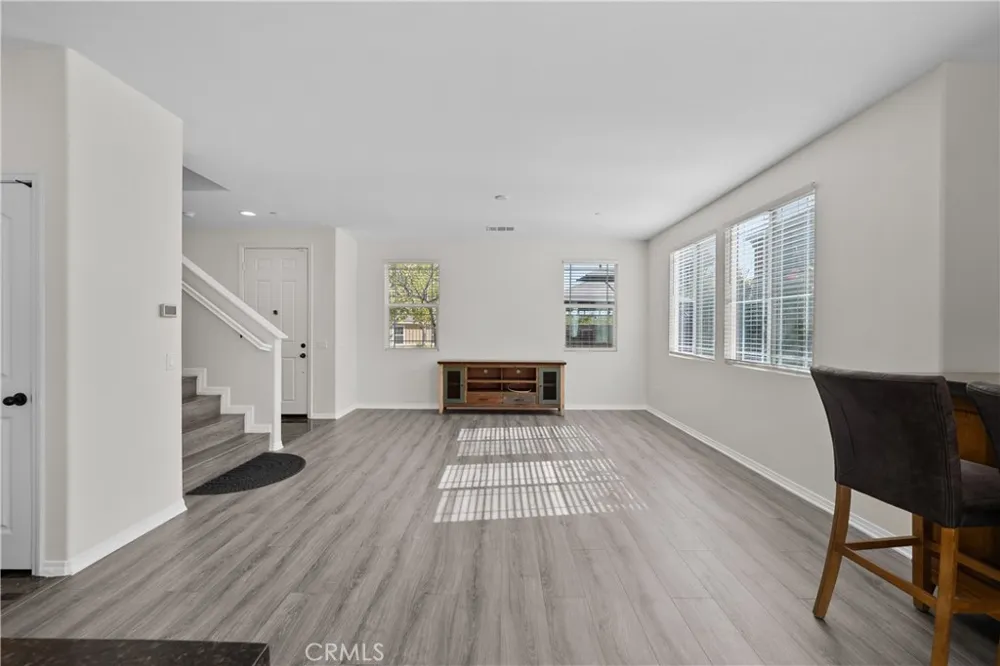 22035 Windham Saugus, CA 91350
