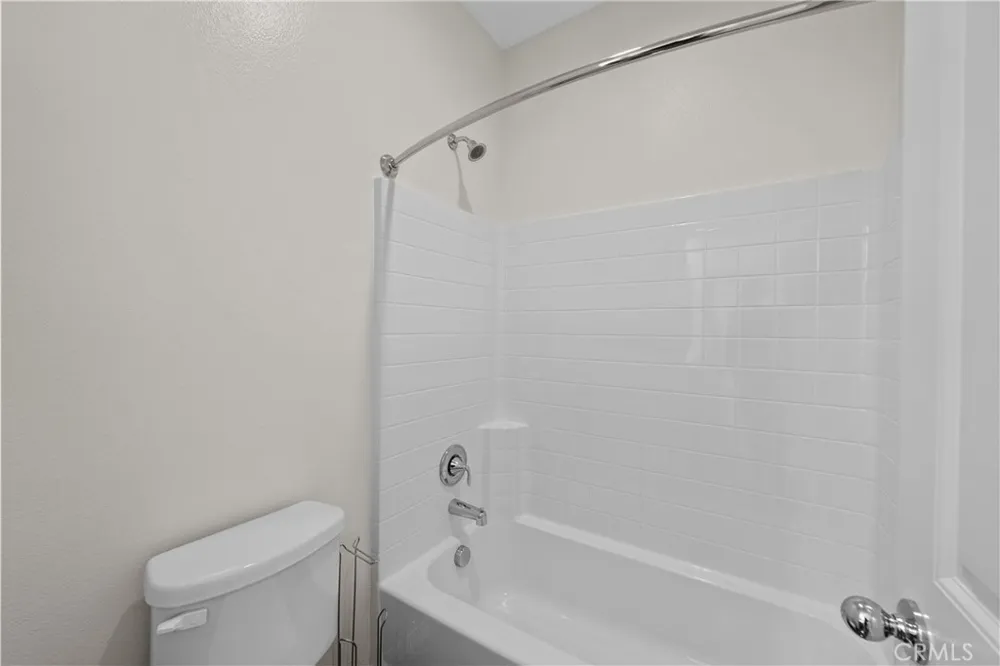 22035 Windham Saugus, CA 91350
