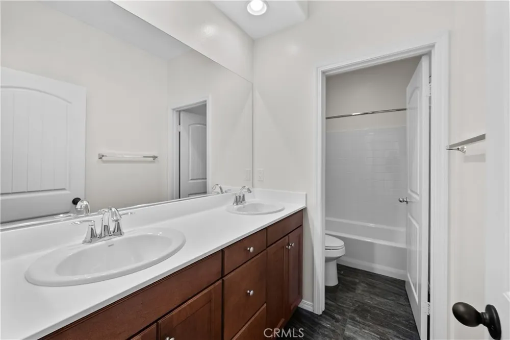 22035 Windham Saugus, CA 91350