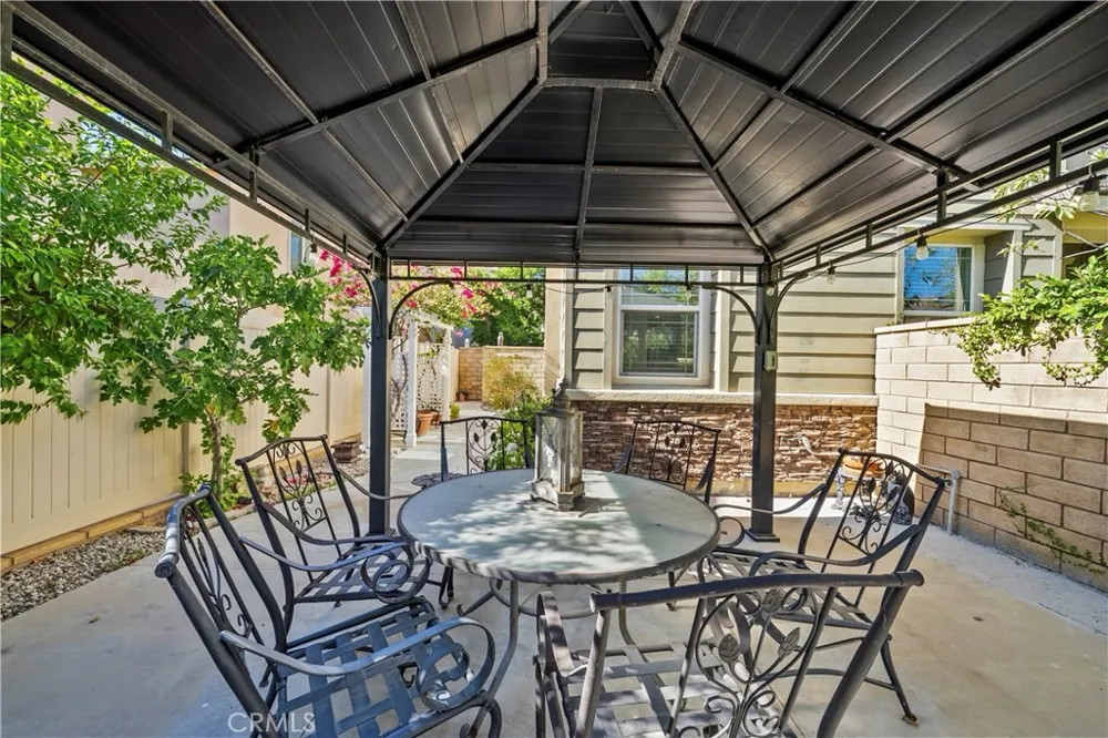 22035 Windham Saugus, CA 91350