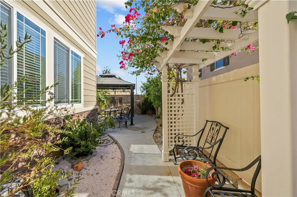 22035 Windham Saugus, CA 91350