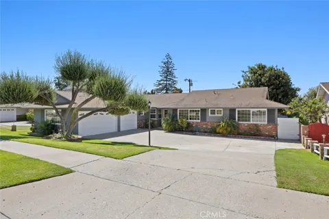 48 Mansfield Lane