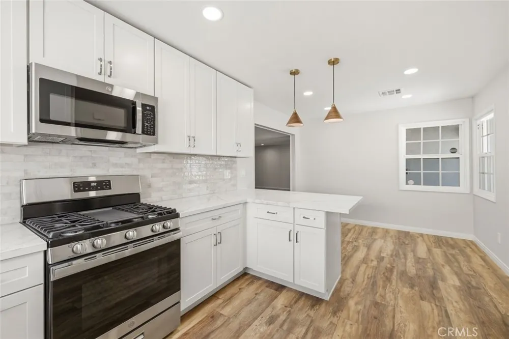 48 Mansfield Lane Camarillo, CA 93010