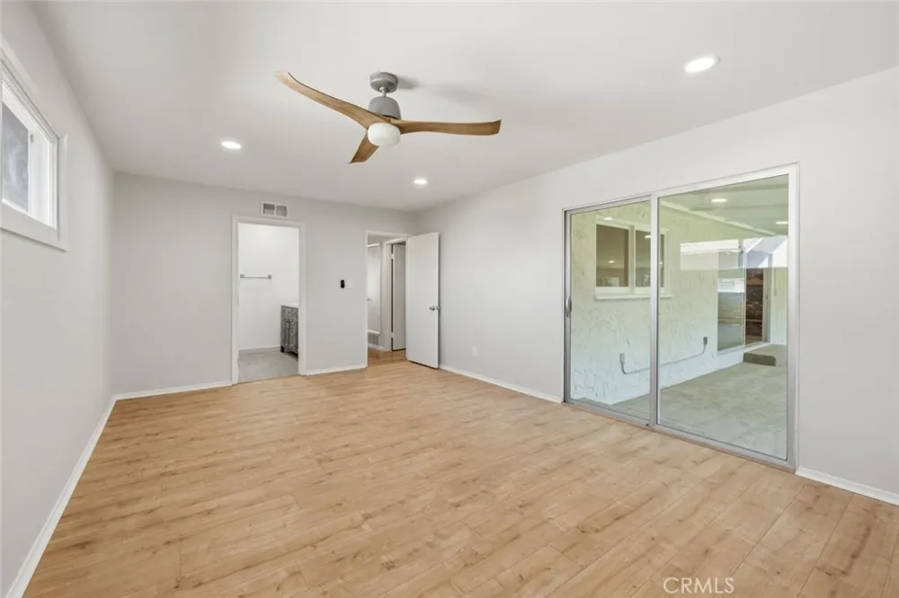 48 Mansfield Lane Camarillo, CA 93010