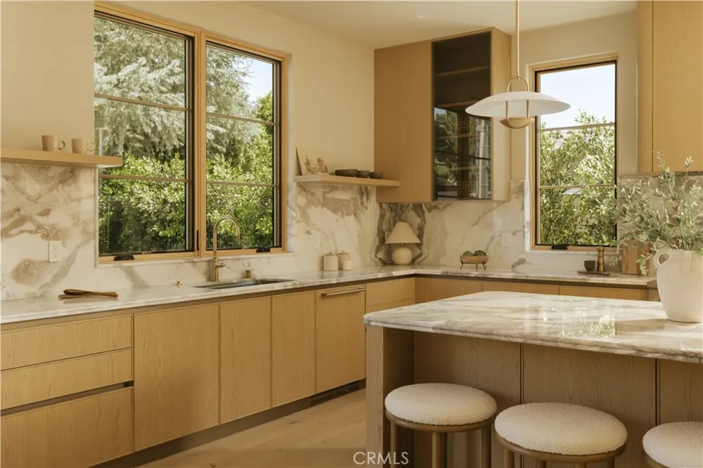 4940 Hesperia Ave Encino, CA 91316