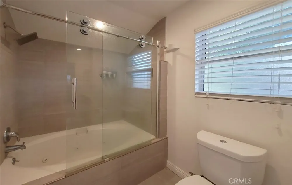 11875 Gruen Sylmar, CA 91342
