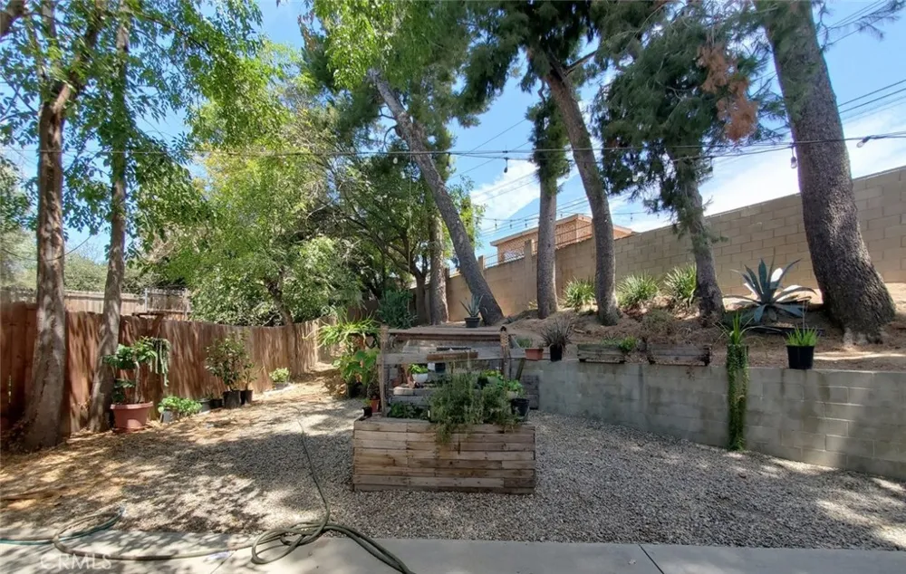 11875 Gruen Sylmar, CA 91342