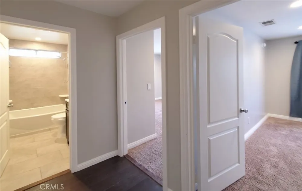 11875 Gruen Sylmar, CA 91342