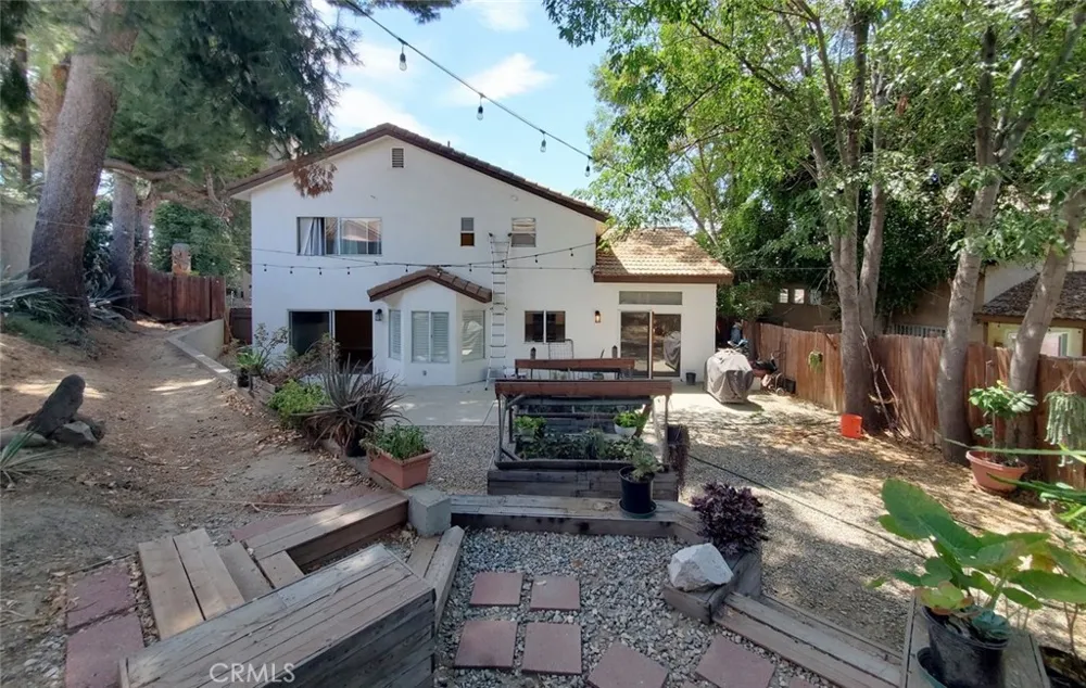 11875 Gruen Sylmar, CA 91342