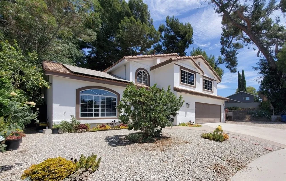 11875 Gruen Sylmar, CA 91342