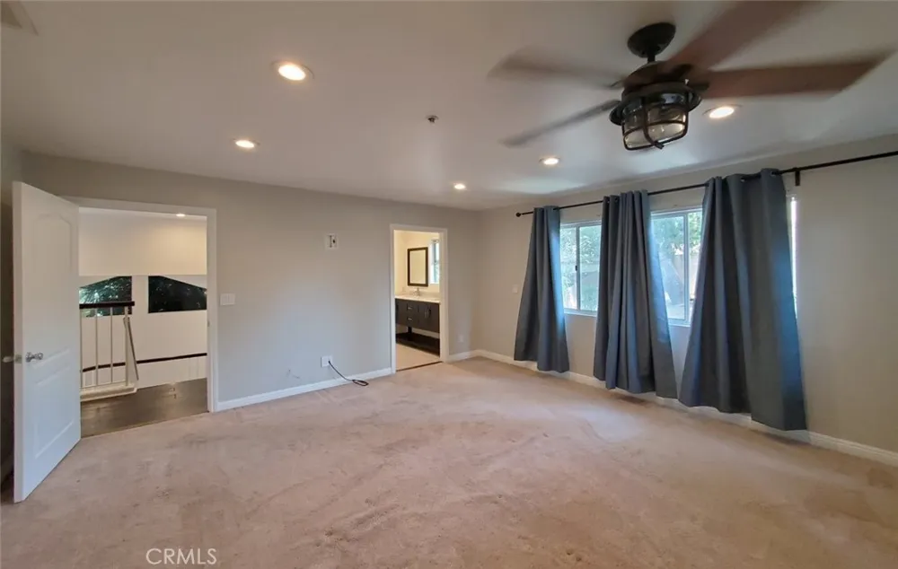 11875 Gruen Sylmar, CA 91342