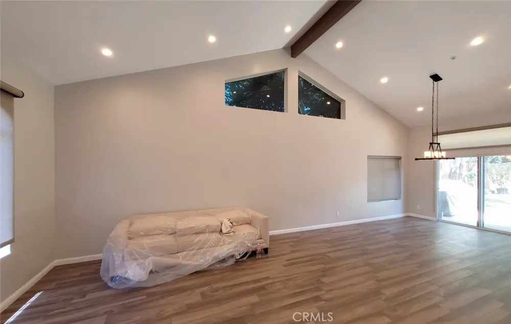 11875 Gruen Sylmar, CA 91342