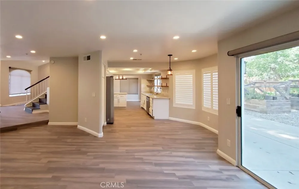 11875 Gruen Sylmar, CA 91342