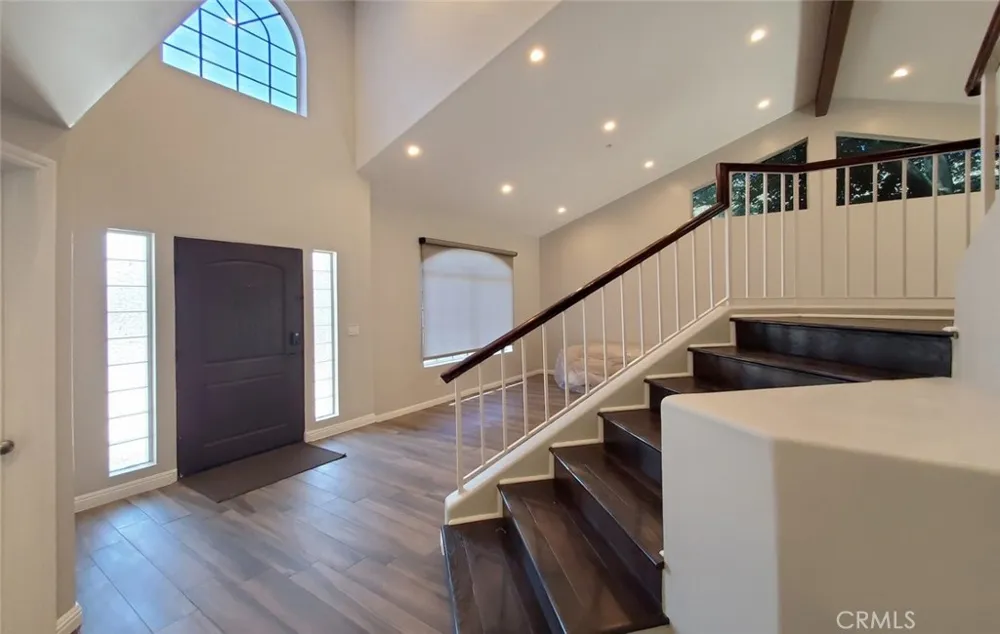 11875 Gruen Sylmar, CA 91342