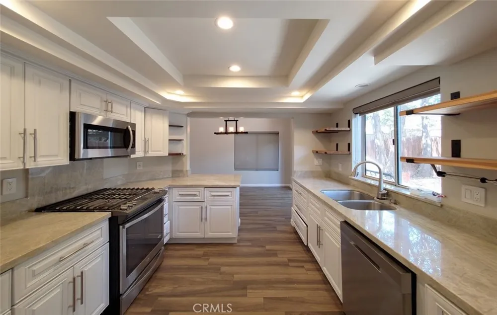11875 Gruen Sylmar, CA 91342