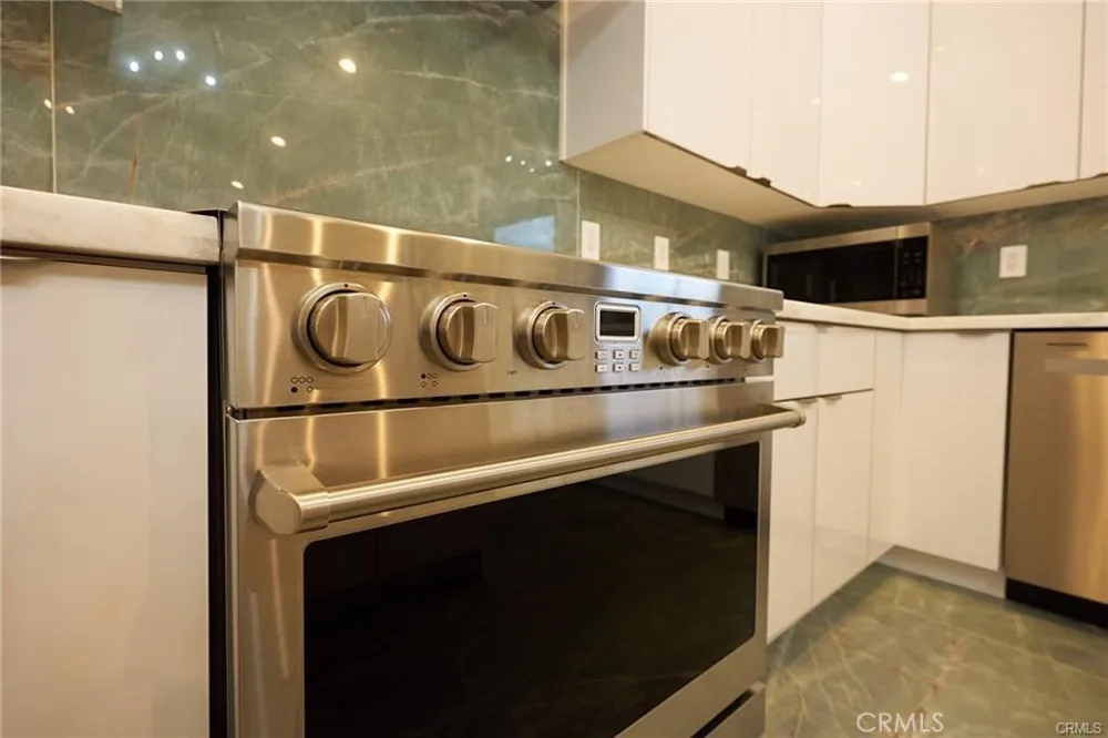 16520 Huron Pine Mountain Club, CA 93222
