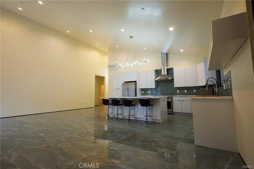 16520 Huron Pine Mountain Club, CA 93222