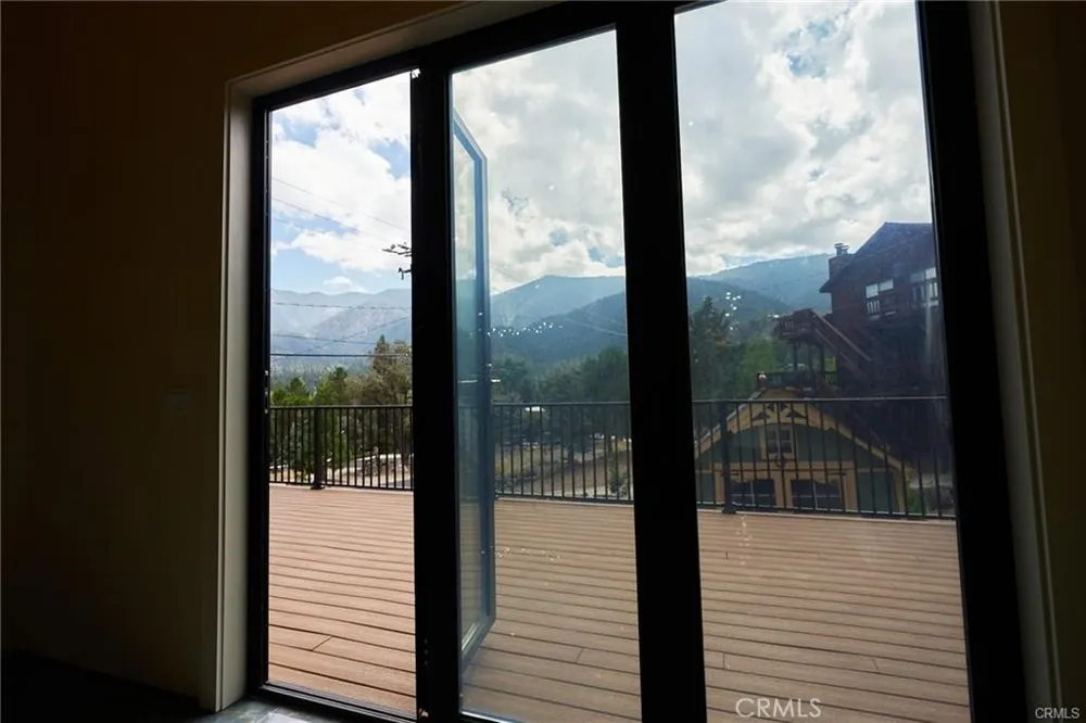16520 Huron Pine Mountain Club, CA 93222