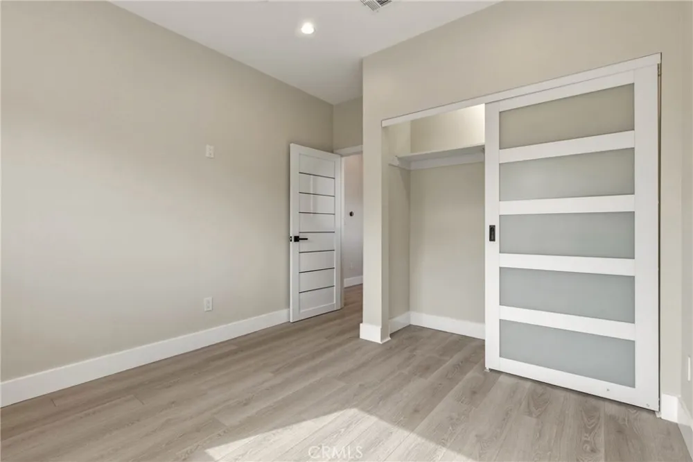 1239 Reese Burbank, CA 91506