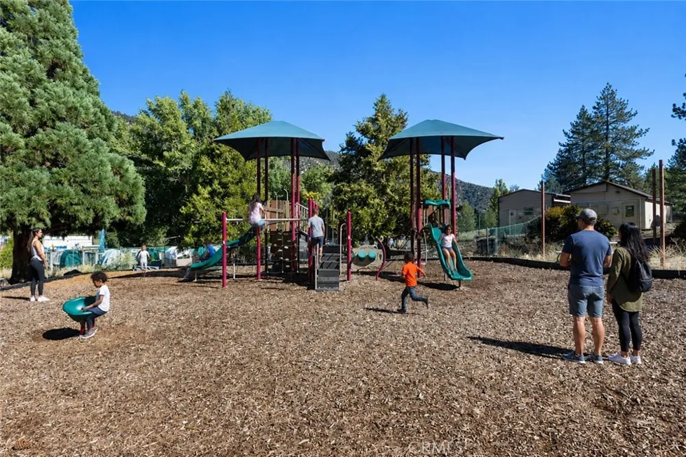 2404 Tirol Drive Pine Mountain Club, CA 93222