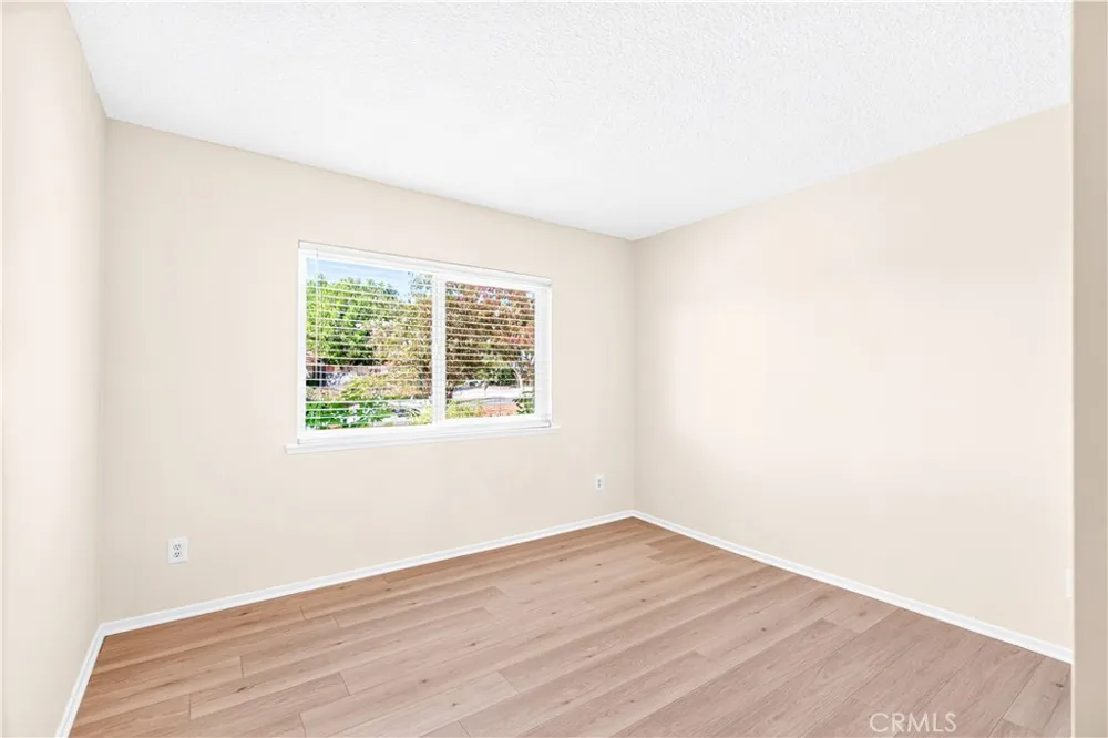 22023 Parthenia Street West Hills, CA 91304