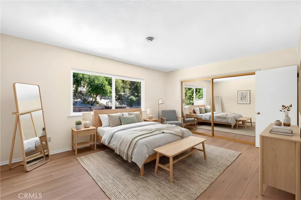 22023 Parthenia Street West Hills, CA 91304