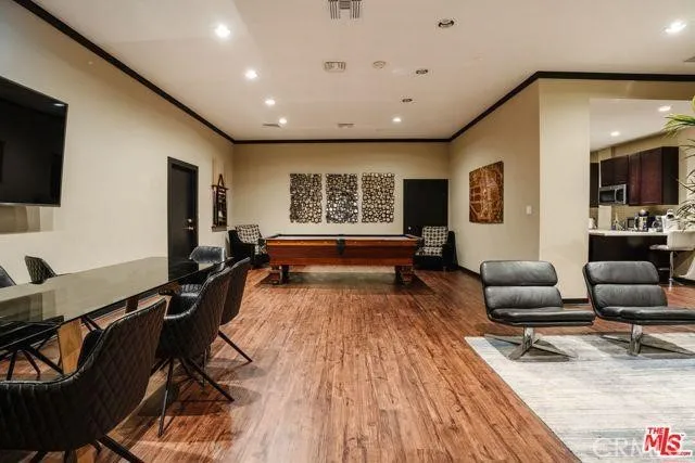 7135 Hollywood Boulevard #405 Hollywood, CA 90046