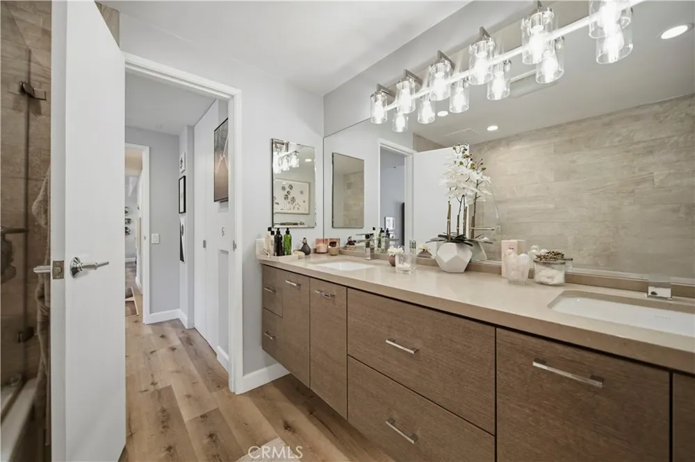 7135 Hollywood Boulevard #405 Hollywood, CA 90046