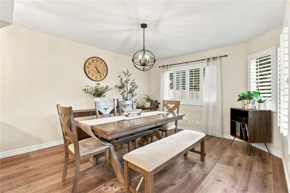 1842 Rory Lane #4 Simi Valley, CA 93063