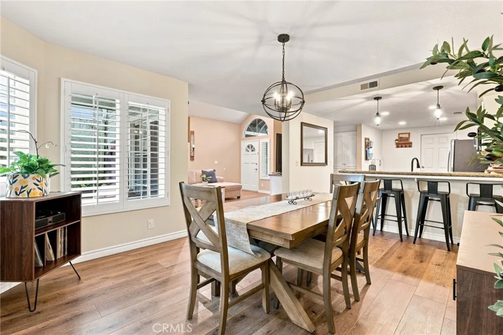 1842 Rory Lane #4 Simi Valley, CA 93063