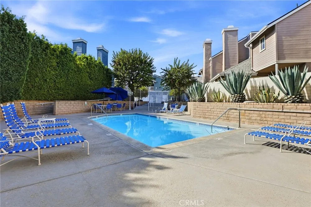 1842 Rory Lane #4 Simi Valley, CA 93063