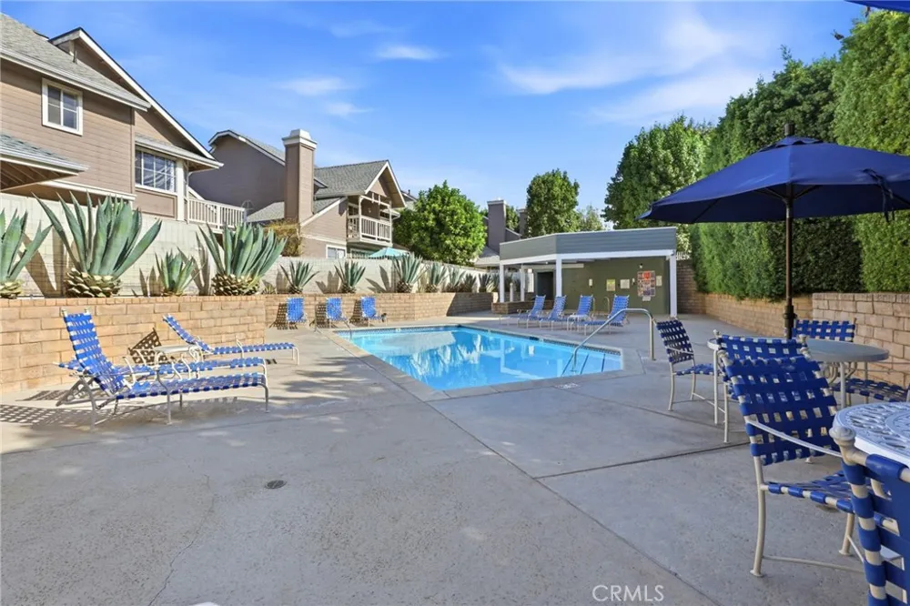 1842 Rory Lane #4 Simi Valley, CA 93063
