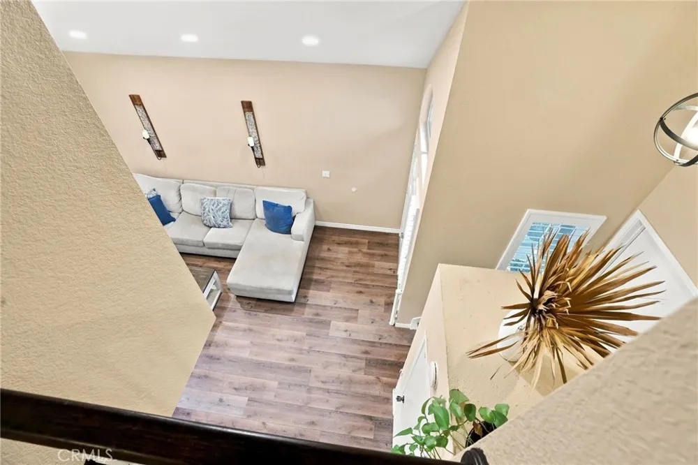 1842 Rory Lane #4 Simi Valley, CA 93063