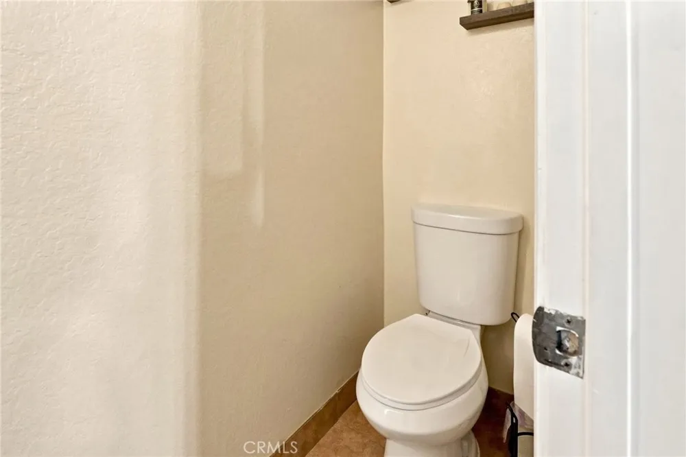 1842 Rory Lane #4 Simi Valley, CA 93063