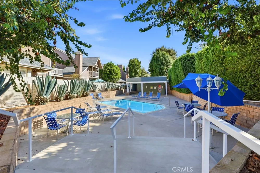 1842 Rory Lane #4 Simi Valley, CA 93063
