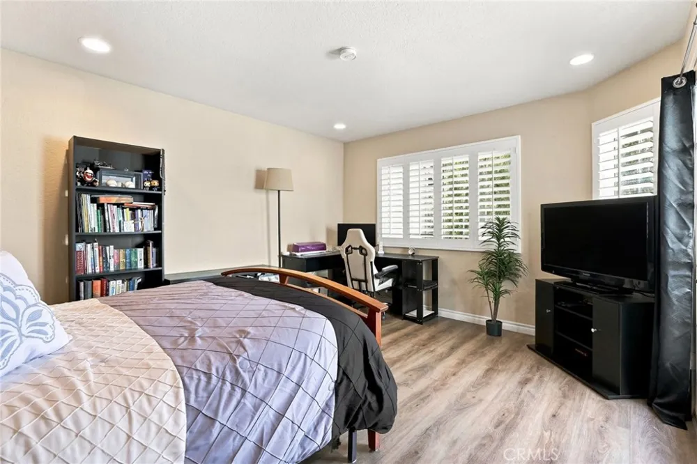 1842 Rory Lane #4 Simi Valley, CA 93063