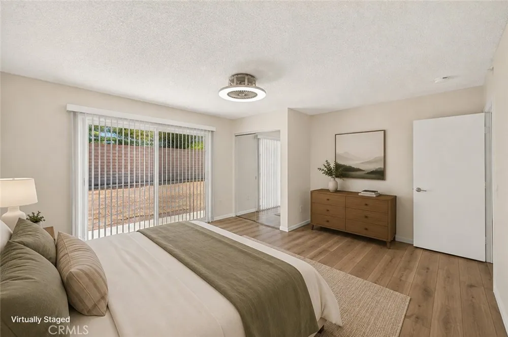 11440 Amigo Los Angeles, CA 91326