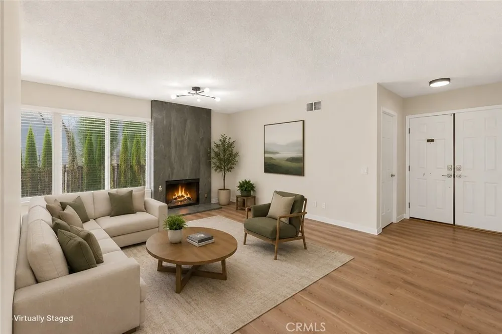 11440 Amigo Los Angeles, CA 91326