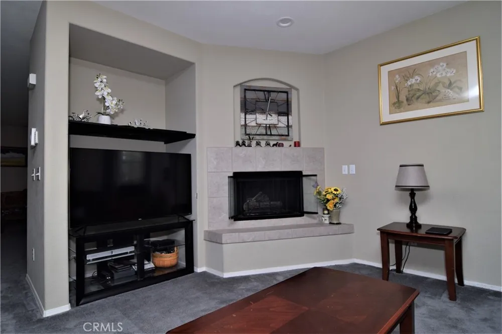 2821 E Avenue J4 Lancaster, CA 93535