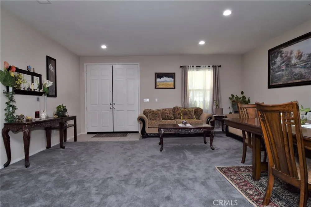 2821 E Avenue J4 Lancaster, CA 93535