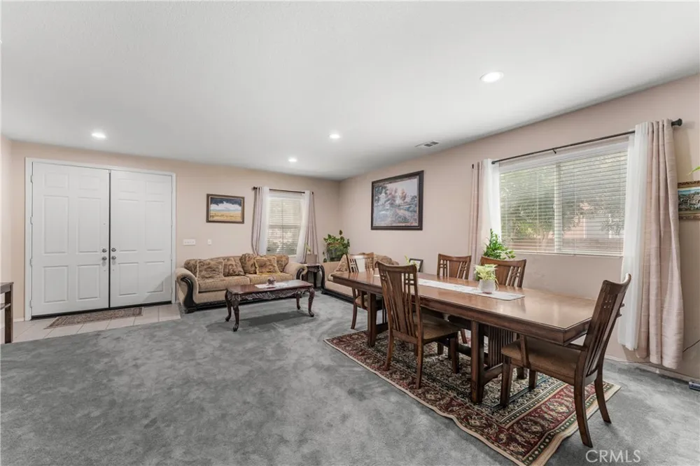 2821 E Avenue J4 Lancaster, CA 93535